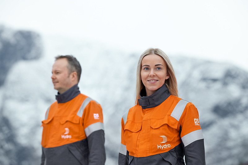 Arbeidere ved Hydros primæraluminiumsverk i Årdal, Norge